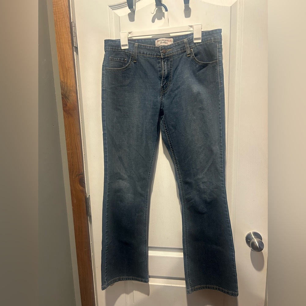 Levi's Signature Stretch Low-Rise Bootcut Jeans juniors 13 x29